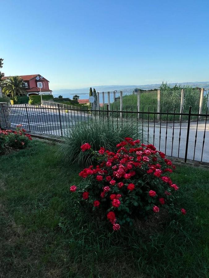 Seaview Apartments Koper Exterior photo